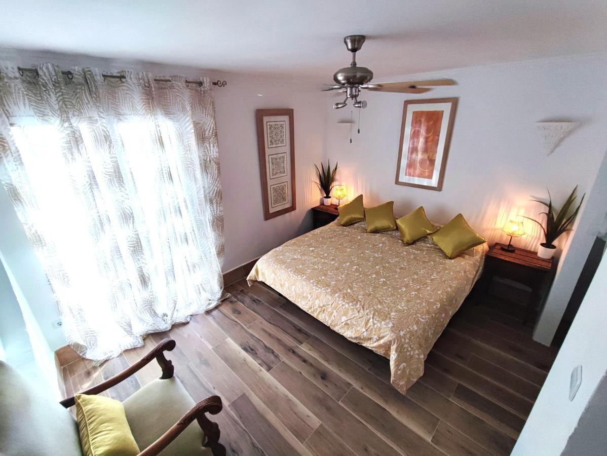 Cortijo Pennymaria Poolside Apartment Near Montefrio With Stunning Views Bagian luar foto